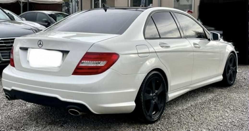 Mercedes C350 бензин