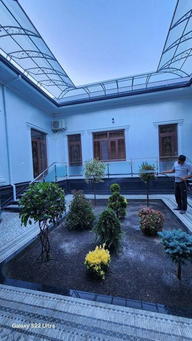 Landshaft,gazon qirqish, archa va daraxtlarni butalash  va dorilash