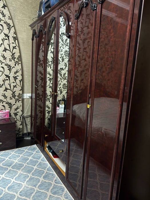 Мебель дубай 20 лет назад куплена в отличном состоянии, продаю