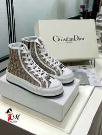 Bascheti Christian Dior