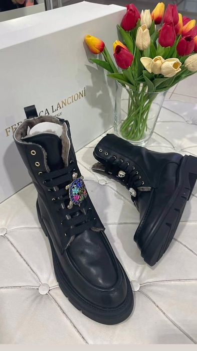 Новые зимние ботинки, производство Италия