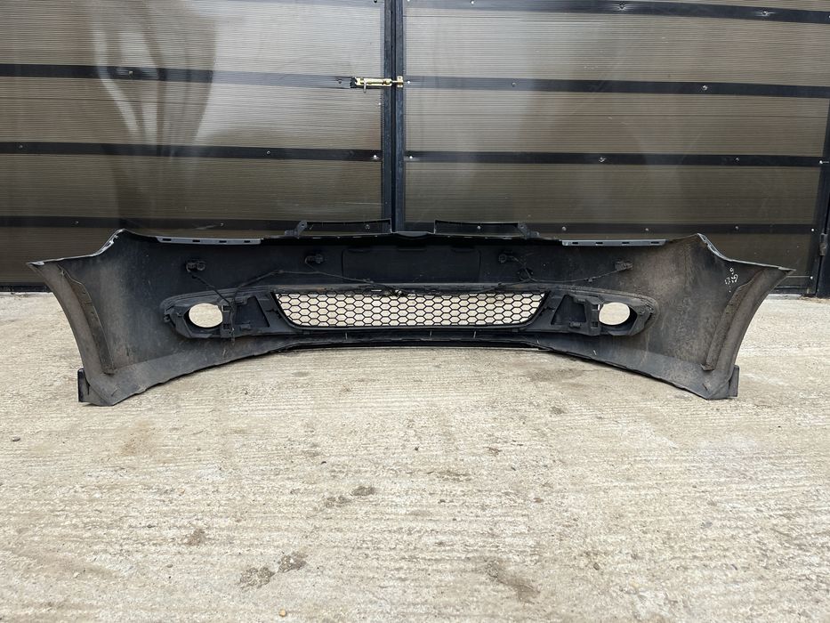 Bara față Volkswagen Golf 6 2011 cu senzori și lip