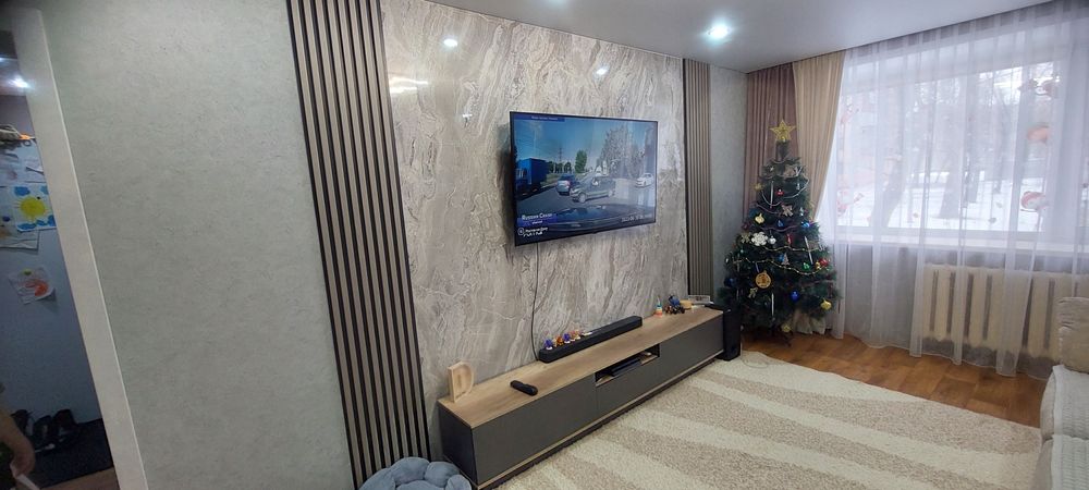 Продам 2-комнатную кв на 1 этаже!