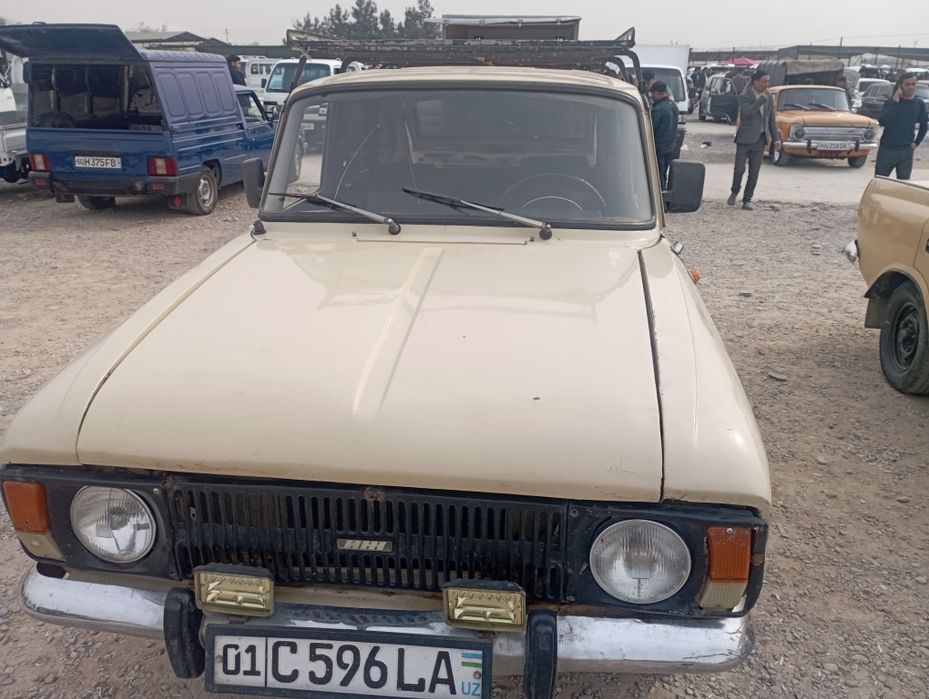 Moskvich 2125 model