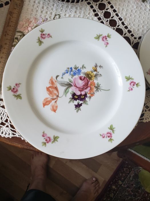 Тарелки   мейсенский букет Чехословакия