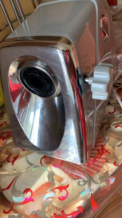 Продаётся мясорубка