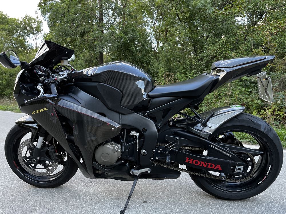 Honda CBR 1000RR Fireblade Carbon Карбон