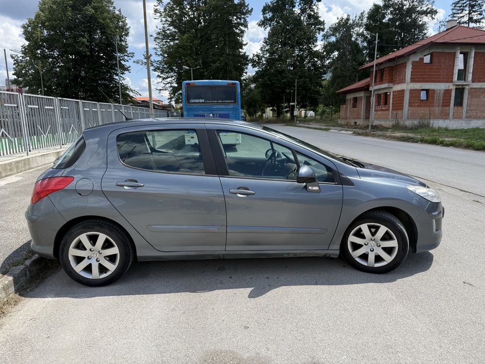Peugeot 308 1.6HDI 109кс 2009г.