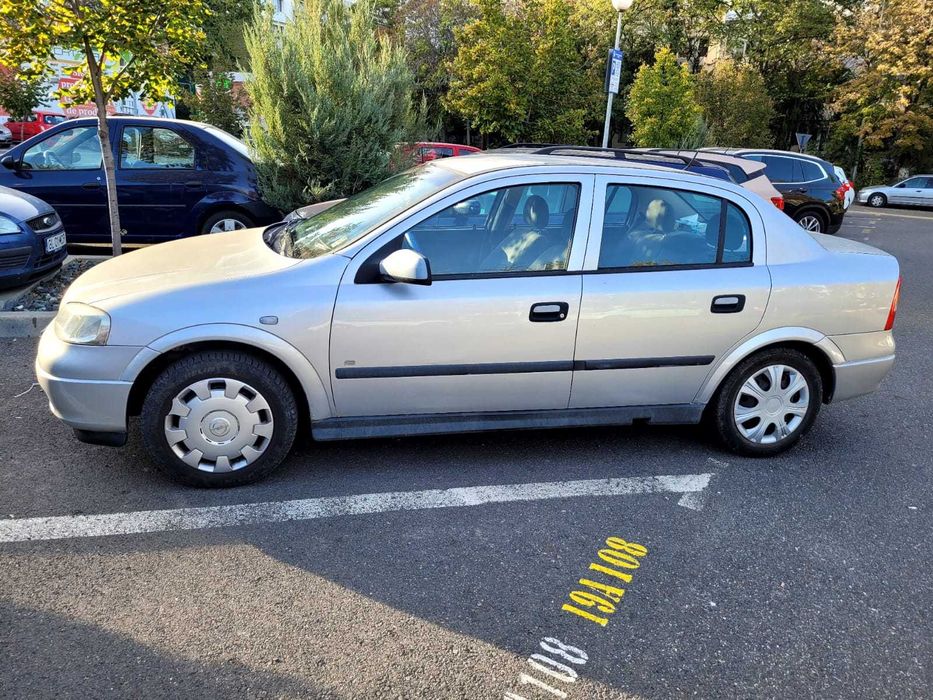Primul proprietar vand Opel Astra G, Classic II, in 4 usi, din 2007