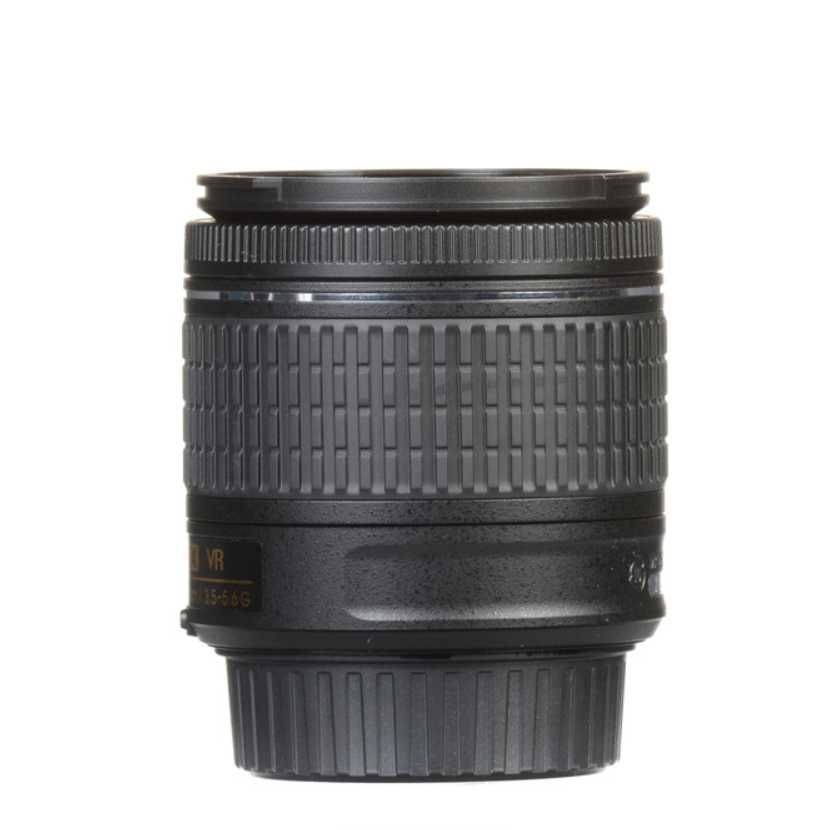 Obiectiv Nikon AF-P DX NIKKOR 18-55mm f/3.5-5.6G VR - impecabil