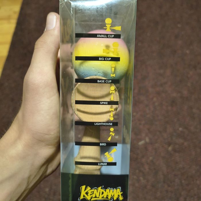 Vând kendama X PRO