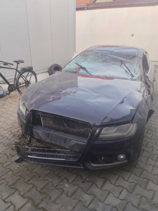 Dezmembrez audi a5 2.0 tdi euro 5