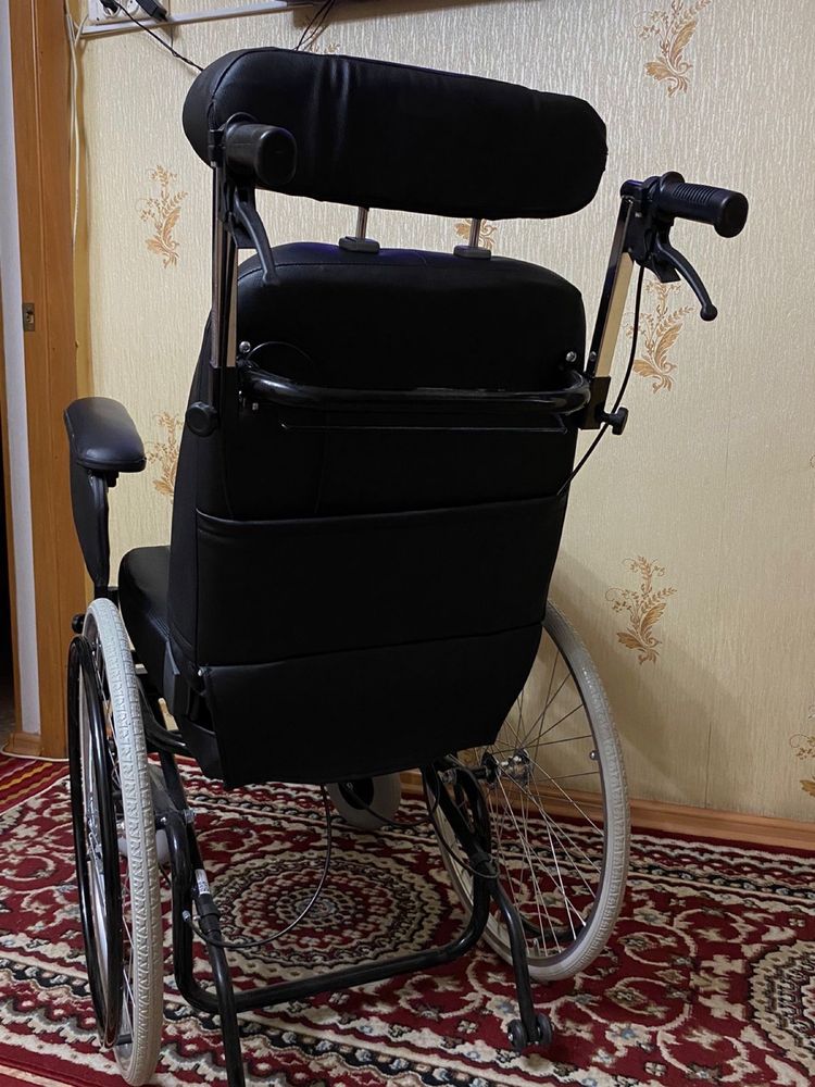 Продам кресло коляску инвалидную новую
