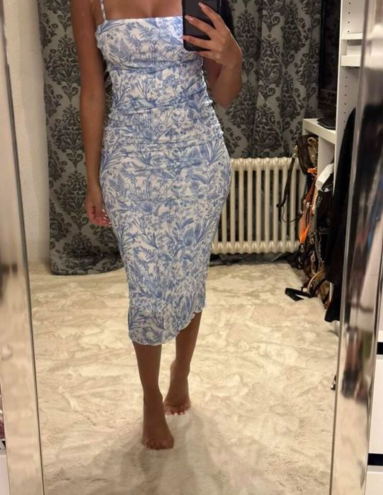 Лятна синя рокля по тялото с презрамки секси по модел на Диор