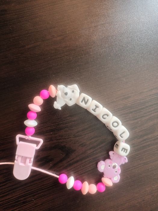 Lantisor pentru suzeta