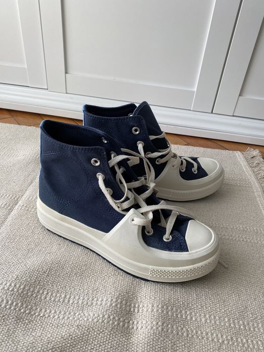 Converse alb si bleumarin