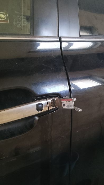 Вскрытие авто без повреждения