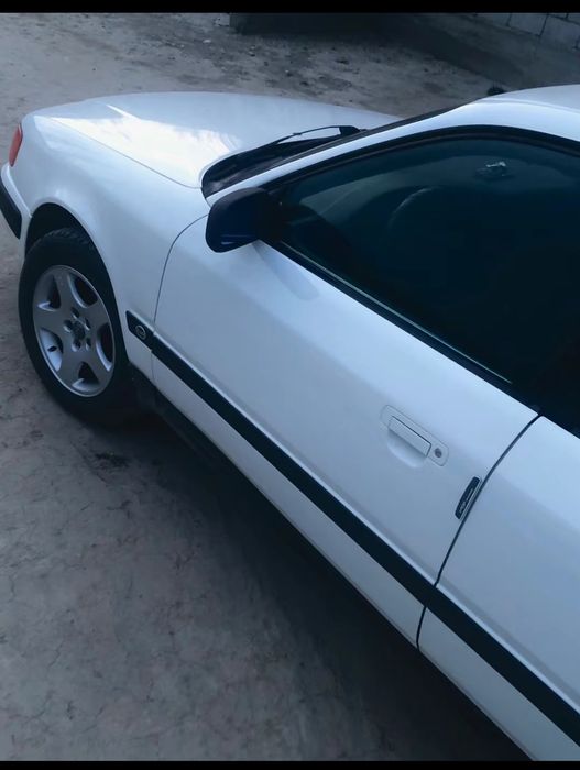 Продам Ауди 100 c4