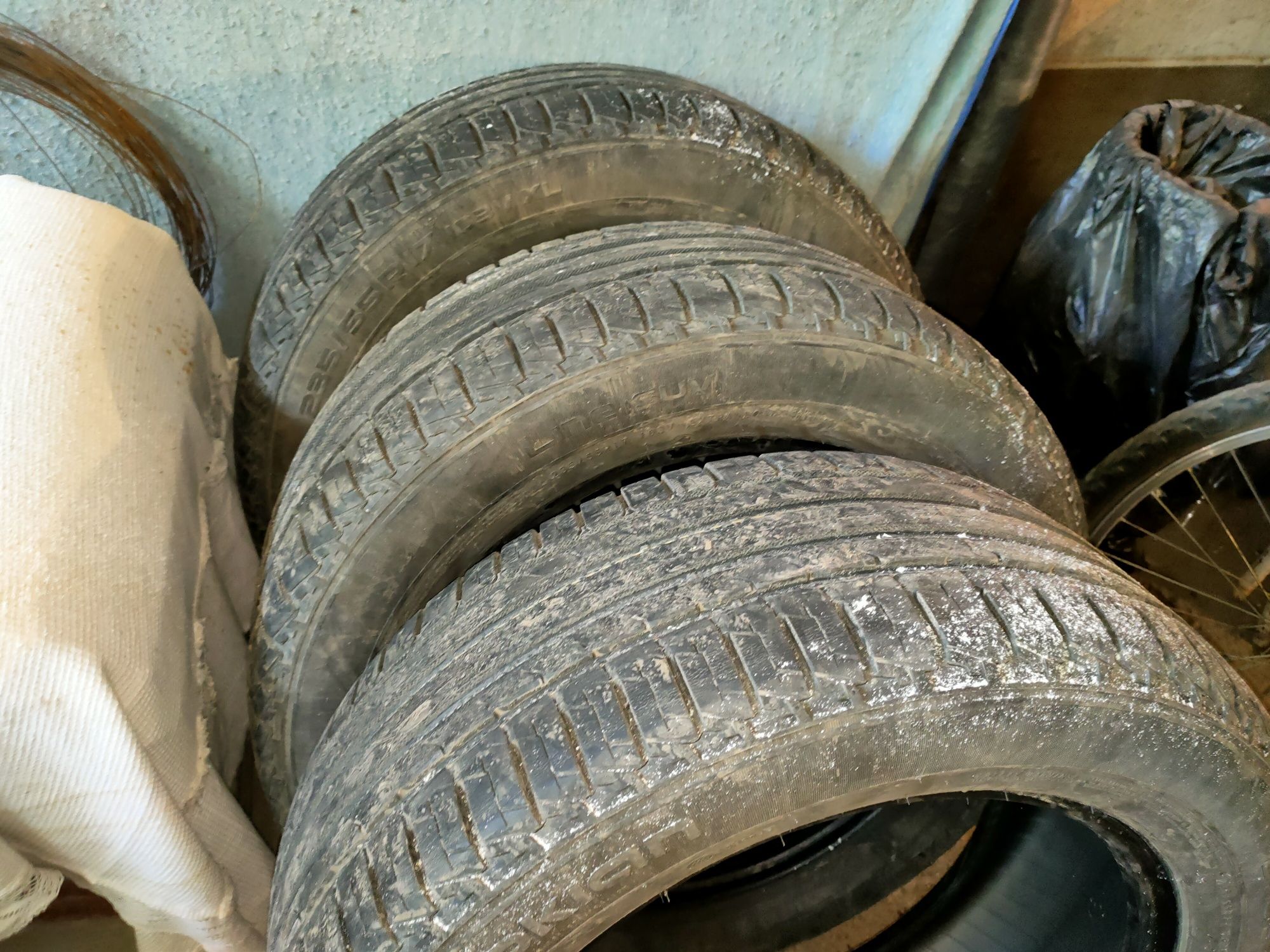 Nokian SUV Line  XL 235/55/17 DOT17