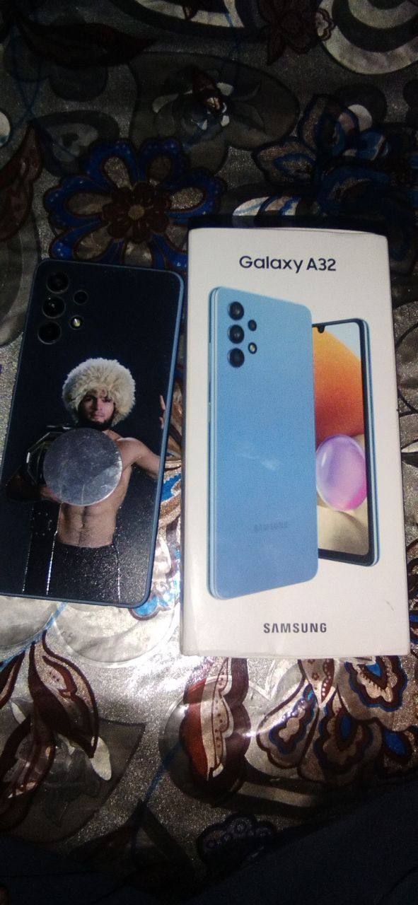 Samsung Galaxy À32 sotiladi