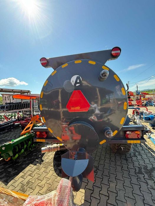 Vidanja 10 tone cu pompa