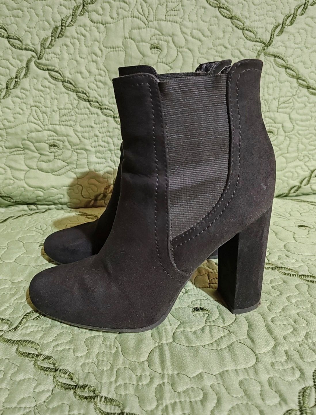 Botine negre Graceland