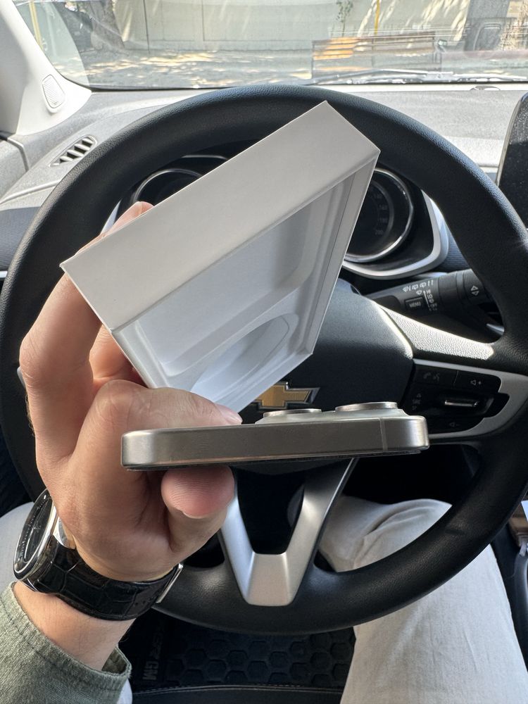 Iphone 15 pro max 90% sim karta
