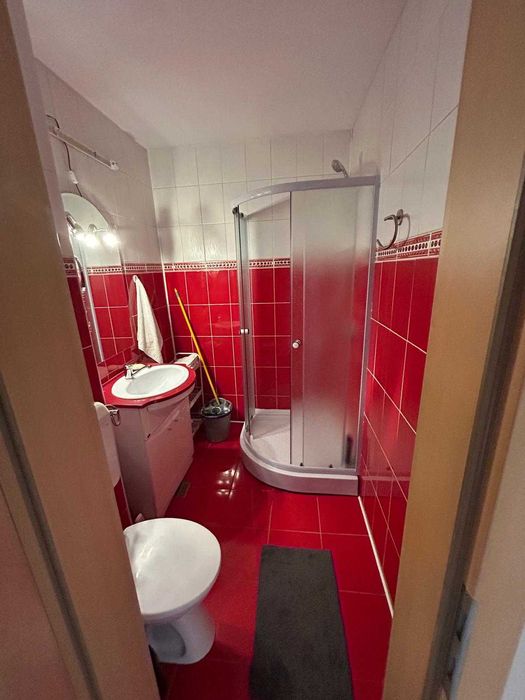 Apartament Peretele Roșu 2 camere București