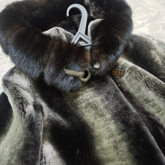 Продам шубу Мутон.