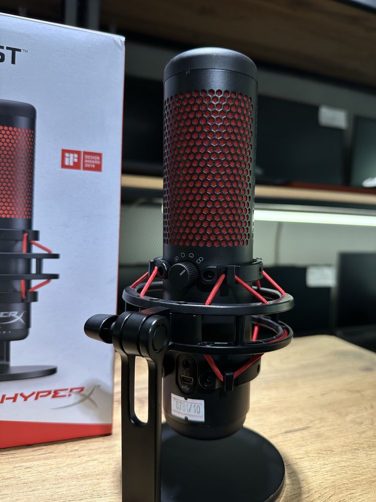 Микрофон Hyper X Quadcast, полный комплект, 8781/А10