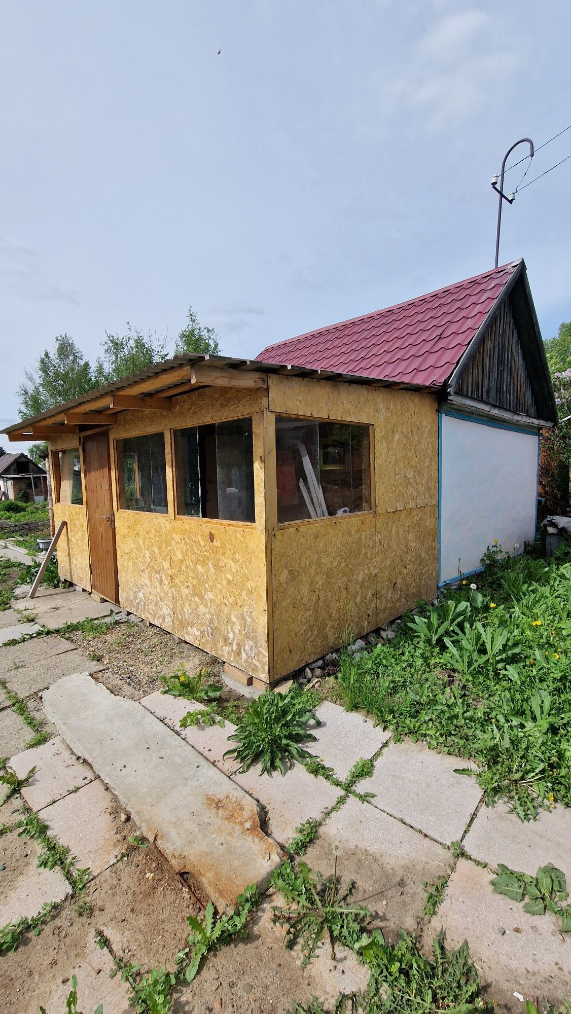 Продается дача с баней! В районе котлованов, рядом и река Иртыш.