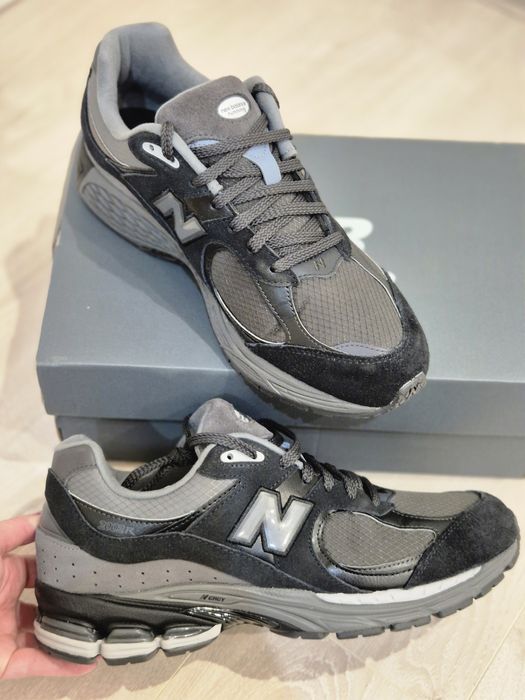 Adidasi New Balance 2002