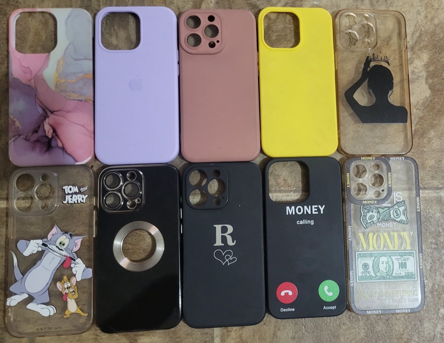 Калъфи Iphone 13pro