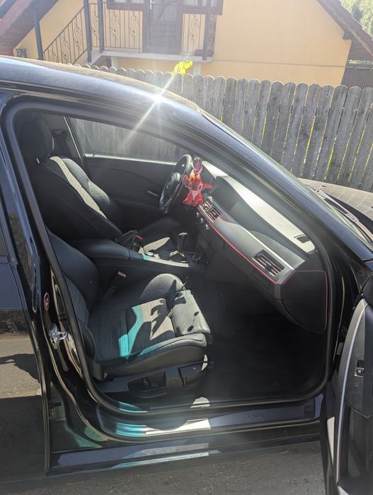 De vânzare BMW E60 manual 525