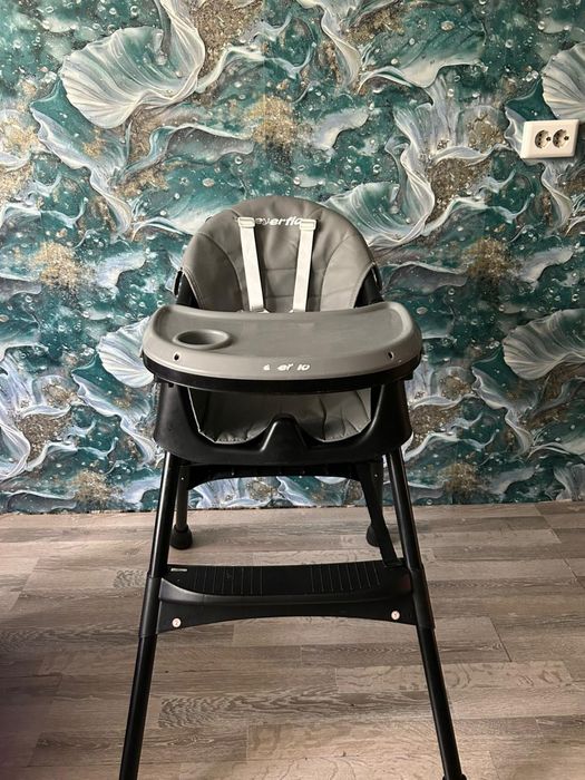 Продам столик стульчик