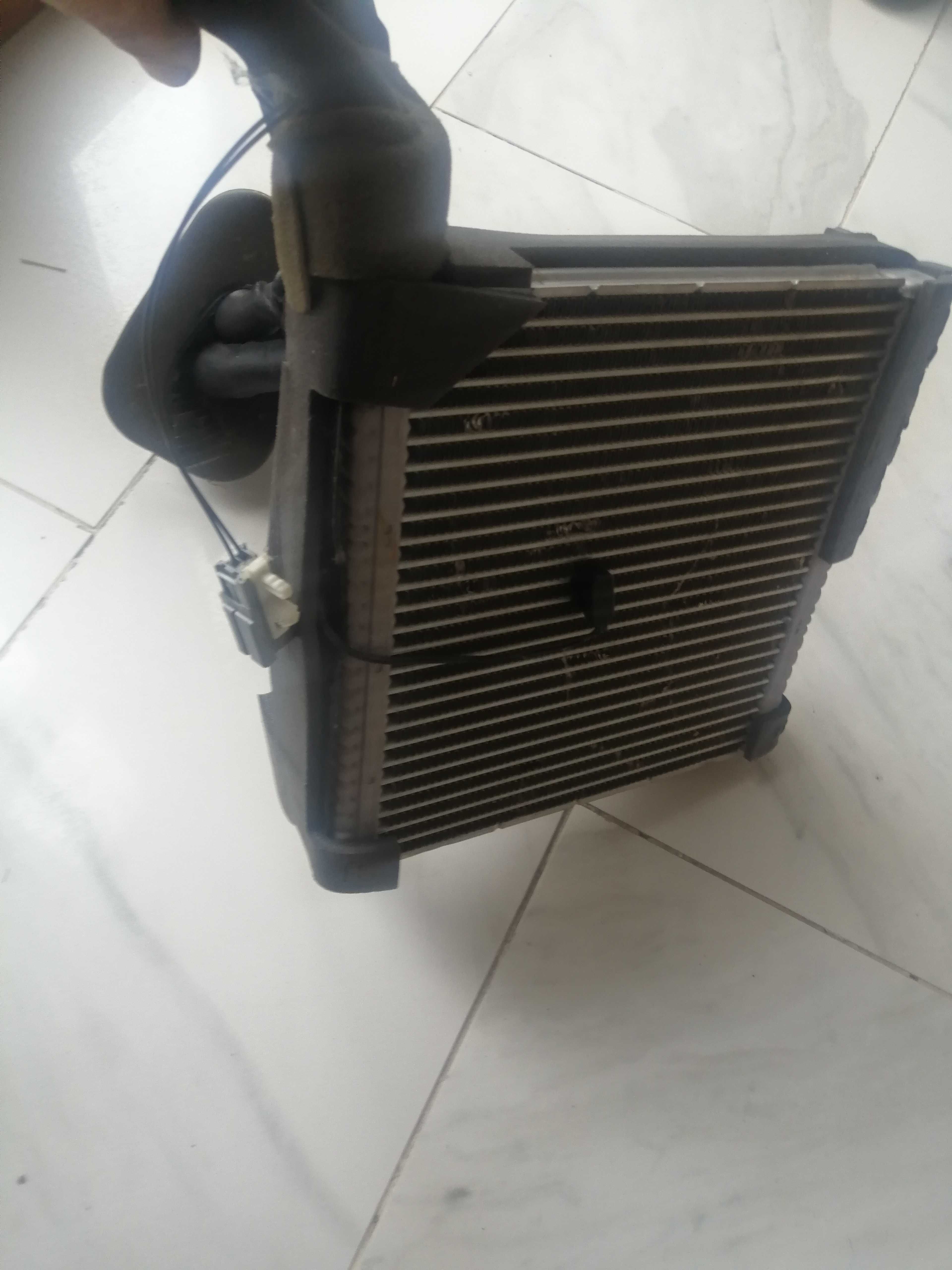 Capota,Aripa,tripla,radiator Ac,calandru,Ford Ka +,2018,2020,2022