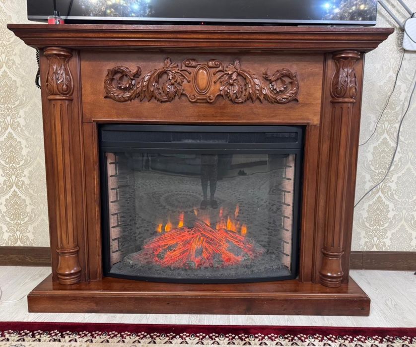 Камин и люстры вместе за 150,000 тенге