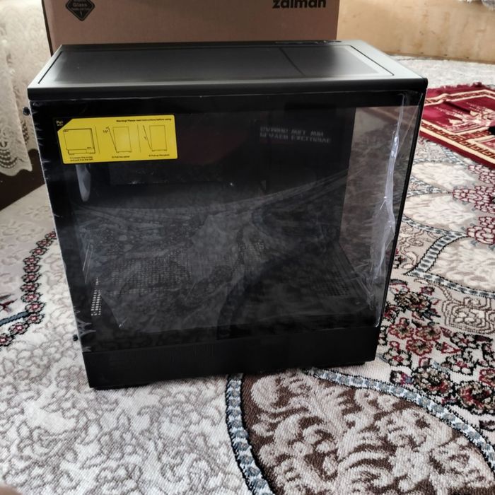 Компьютерный корпус ( пустой ) кейс. Kompyuter keysi (bosh) Zalman P10