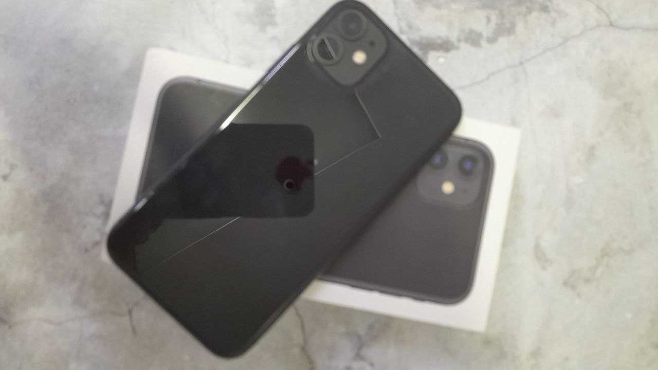 Apple iPhone 11, 95 Gb ( Астана, Женис 24 ) л 355372