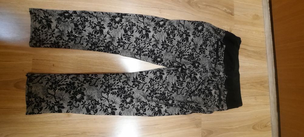 Pantaloni dama moderni
