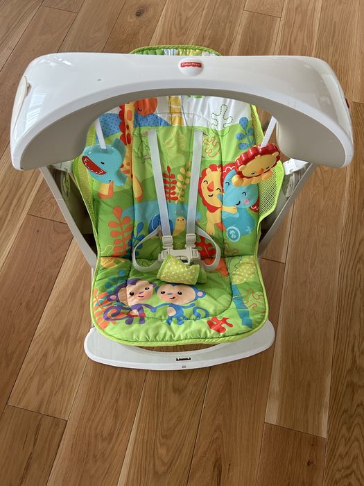 Бебешки шезлонг/люлка Fisher Price