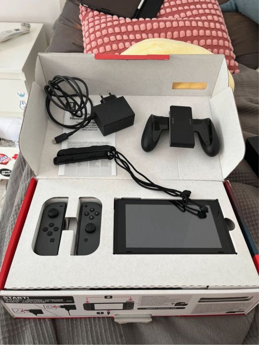 Nintendo Switch+ carcasa