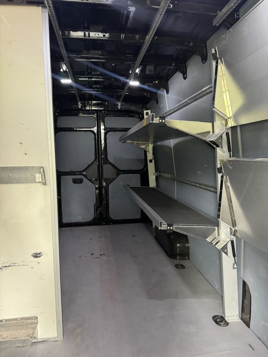 Алуминиеви рафтове