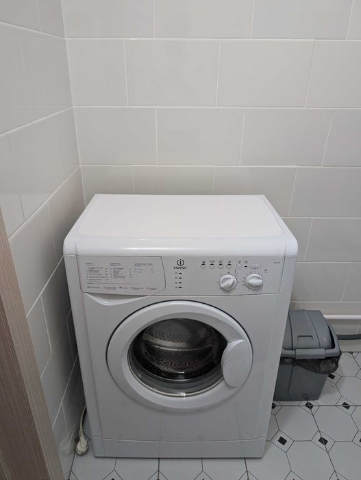 Стиральная машина Indesit