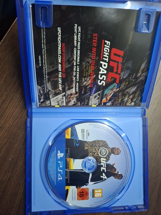 UFC 4 PS4 новый диск