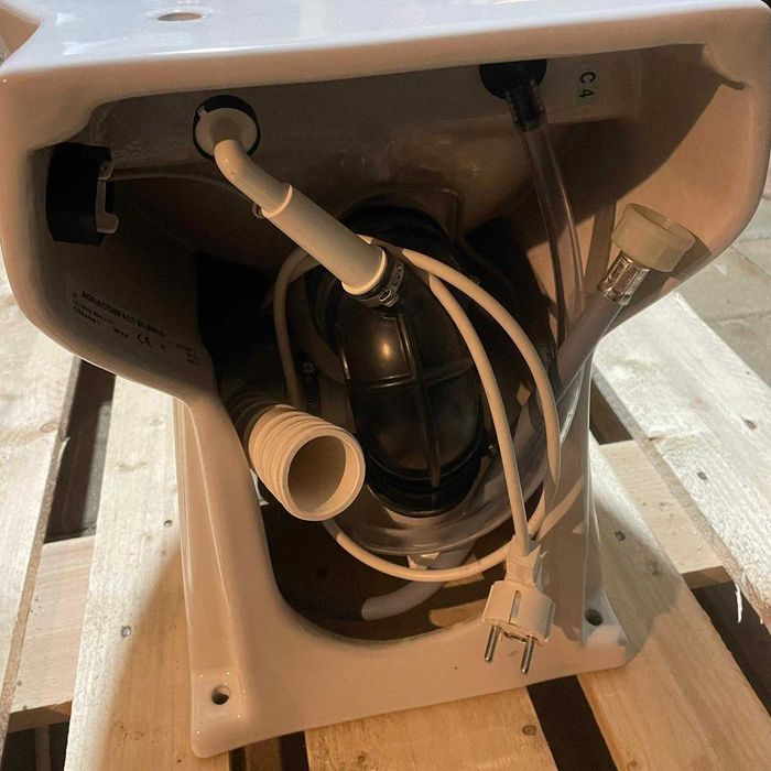 Silence – Toaletă cu macerator silențios, 500 W, nouă