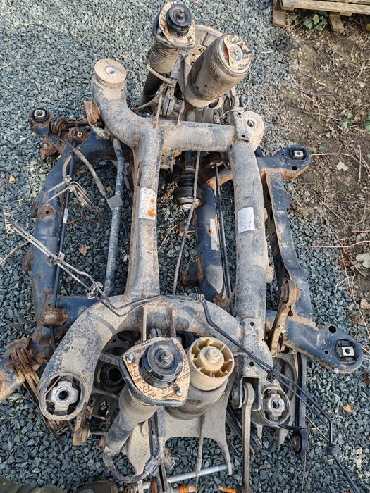 Punte spate BMW X5 E53 complecta 1500lei