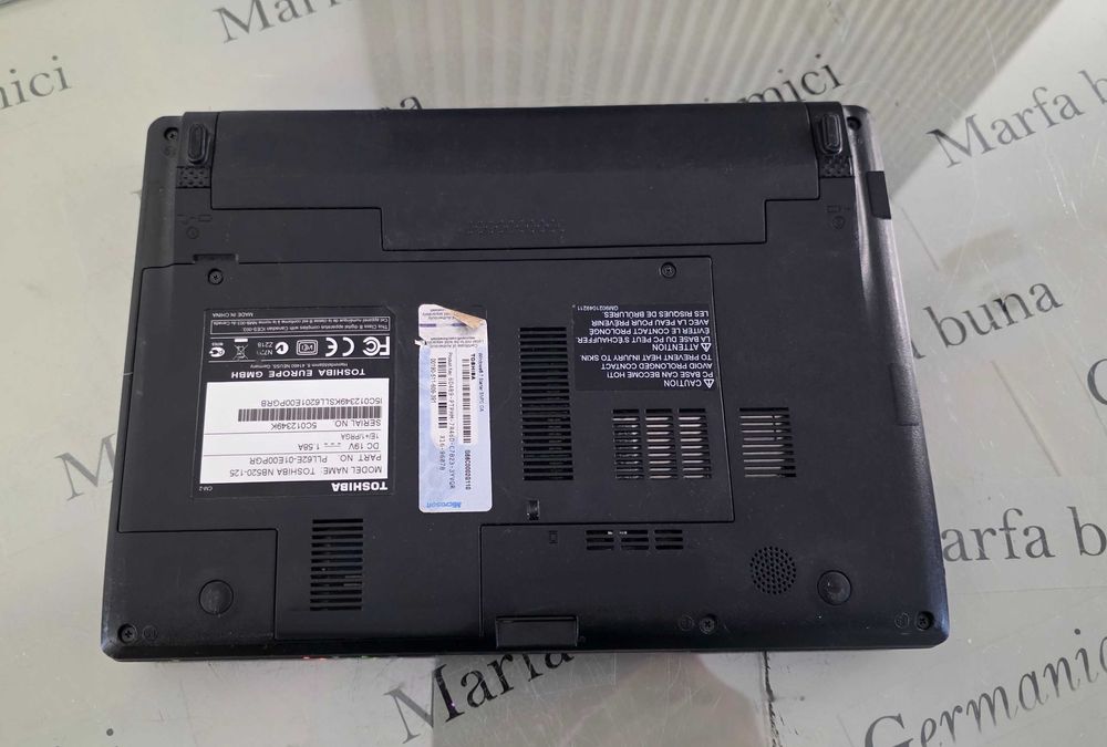 Laptop mini - Toshiba NB520-125 - functional,instalat
