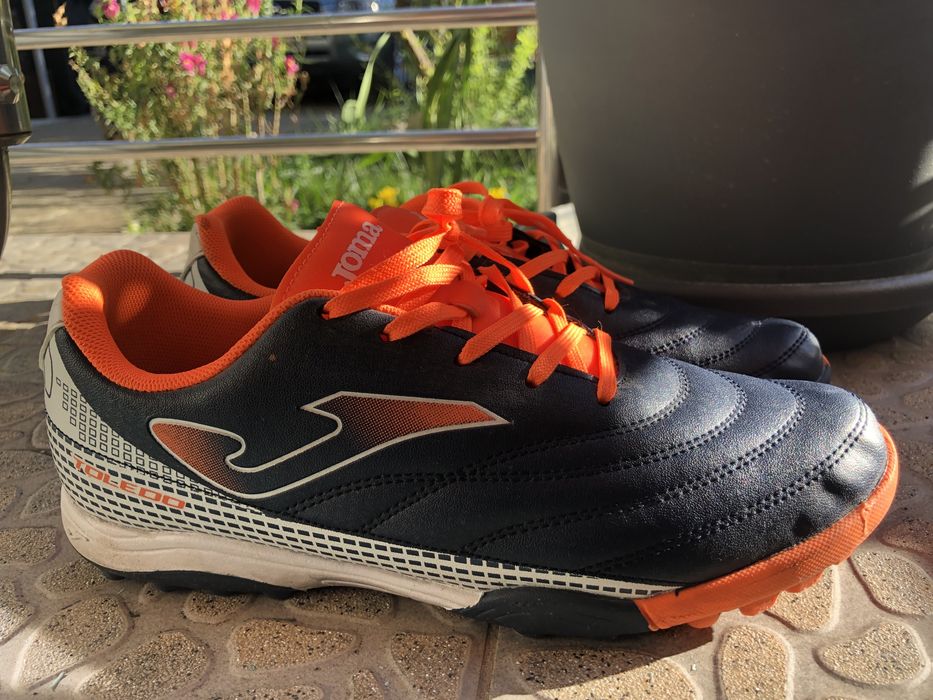Joma стонижки, футболни обувки