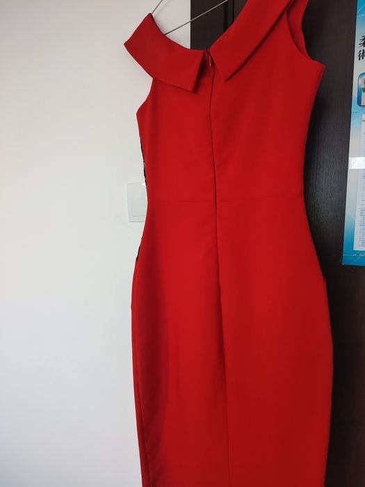 Стилна/официална червена рокля